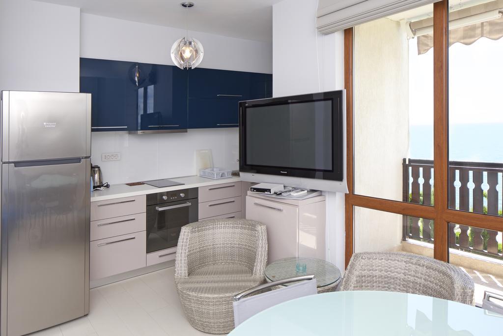 Mars Apartments In Tryavna Beach Complex Sveti Vlas Luaran gambar