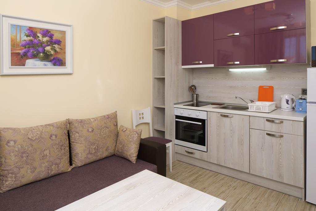 Mars Apartments In Tryavna Beach Complex Sveti Vlas Luaran gambar